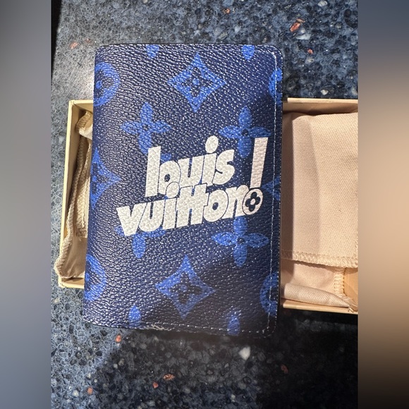 Louis Vuitton Défilé Homme Automne-Hiver 2021 - Picture 1 of 13